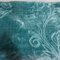 پتو طرح برجسته گلدار و ساده