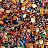 شکلات مخلوط قیمت مناسب