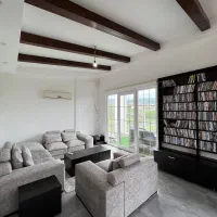 یک ویلا لوکس و بامنظره دریا و جنگل بسیار زیبا