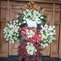 پایه گل ترحیم