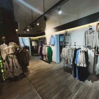 یک دادبزن آقا برای تبلیغ جلو درب تولیدی نیازمندیم|استخدام بازاریابی و فروش|تهران, میدان ولیعصر|دیوار