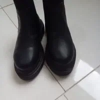 بوت نو|کیف، کفش، کمربند|دورود, |دیوار