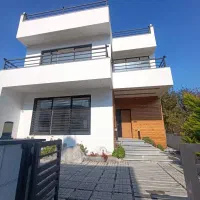 ویلا-مدرن-روف-گاردن-کلید-نخورده