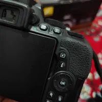 دوربین نیکون d5600 تمیز|دوربین عکاسی و فیلم‌برداری|مهاباد (آذربایجان غربی), |دیوار