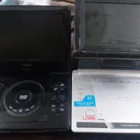 دو دستگاه پخش دی وی دی و تلویزیون