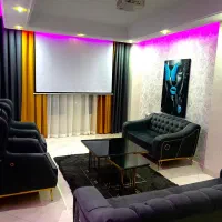 واحد مبله تک خواب و دوخواب در دریاچه|اجارهٔ کوتاه‌مدت آپارتمان و سوئیت|تهران, گلستان (شهرک راه آهن)|دیوار