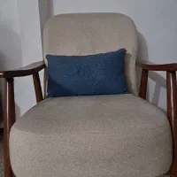 صندلی چوبی