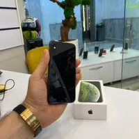 آیفون XS