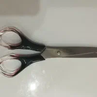 تعدادی قیچی|کلکسیون اشیاء عتیقه|شیراز, شهرک گلدشت حافظ‎|دیوار