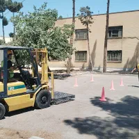 مربی آموزشگاه رانندگی ویژه