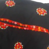 چادر دست دوز فروشی ۴تومان