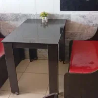 میز و صندلی