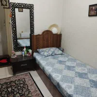 تخت یه نفره جوان همراه آینه وکشو