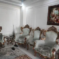 یک دست مبل سلطنتی تشک دوبل چوب فوق‌العاده محکم|مبلمان خانگی و میز عسلی|تهران, شهرک صدرا|دیوار