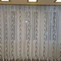 پرده همراه با دستک