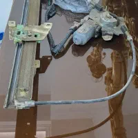 بالابر شیشه زانتیایی