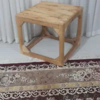 کرسی چوبی نو