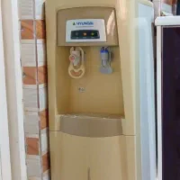آبسردکن ایستاده