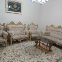 مبل ۷ نفره سلطنتی با میز ناهار خوری