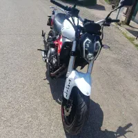 بنلی 250جفت 300نیوفیس درحد صفر