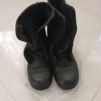 پوتین|کیف، کفش، کمربند|سبزوار, شرق کال میانی|دیوار