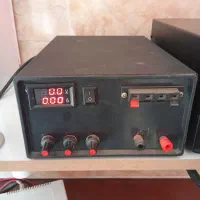 منبع تغذیه متغیر