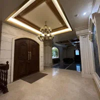 190 متر / فاز 2 / رو به خیابان / تک واحدی