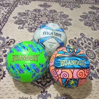 توپ سالن و والیبال