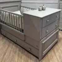 تخت و کمد نوزاد و کودک