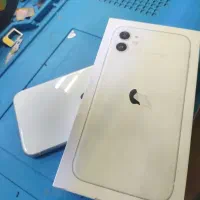 ایفون ۱۱ نرمال