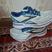 کتانی brooks 42 اورجینال