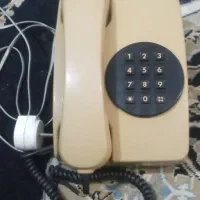 تلفن قدیمی سالم