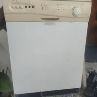 ظرف شویی سفید و کرمی