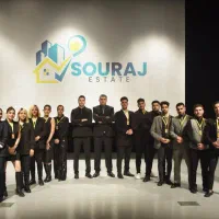 کارشناس فروش املاک در یک کمپانی بین المللی