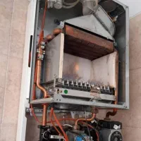 تعمیرات پکیج و ابگرمکن و لوله کشی و نصب شیرالات و