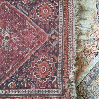 فرش دستباف قدیمی (طرح آباده)|فرش|شیراز, کوشک میدان|دیوار