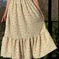 خیاط دوخت دامن