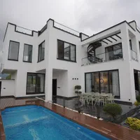 اجاره روزانه و شبانه ویلای استخرروباز دلفان