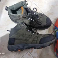 دو جفت کفش،خارجی