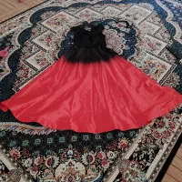 لباس مجلسی|لباس|هشتگرد, خور|دیوار