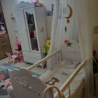 تخت و کمد کودک|تخت و سرویس خواب|بروجرد, |دیوار