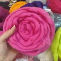 مقداری وسایل خیاطی و کچه