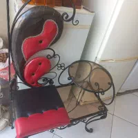 صندلی فلزی محکم