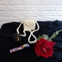 کیف های مرواریدی|کیف، کفش، کمربند|رباط‌کریم, رباط‌کریم|دیوار