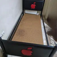 تخت یک نفره مشکی قرمز