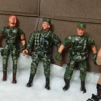 فیگورهای سرباز نو|اسباب‌‌بازی|ساری, |دیوار