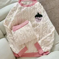 ست تدی|لباس|قشم, |دیوار