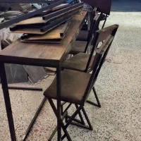 میز و صندلی