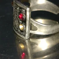 انگشتر قدیمی ۱۹۷۹|جواهرات|پرند, فاز ۵|دیوار