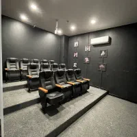آپارتمان ۲۵۰متری/ لوکس/ تاپ لوکیشن هزاریکشب